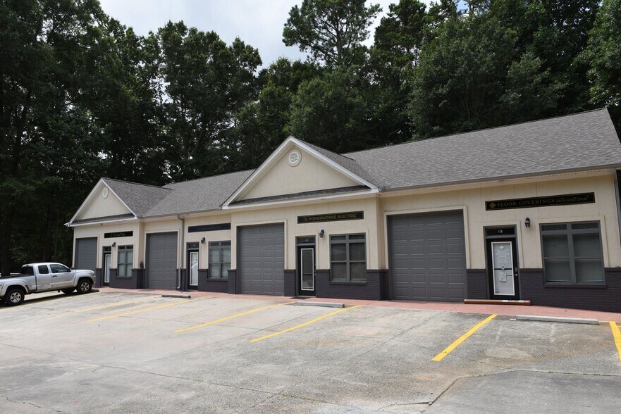 193-199 Fulton Ct, Peachtree City, GA à louer - Photo principale – Image 1 sur 13