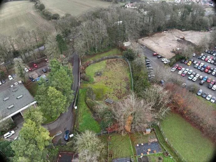 The Hollies, Off Aldermaston Rd, Basingstoke à vendre Photo principale– Image 1 sur 2