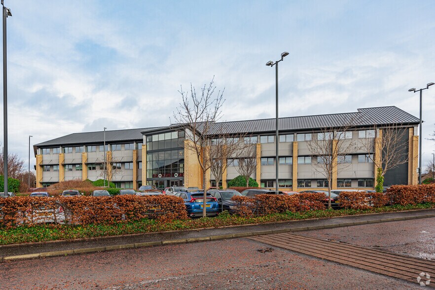 40-50 South Gyle Cres, Edinburgh à louer - Photo principale – Image 1 sur 3
