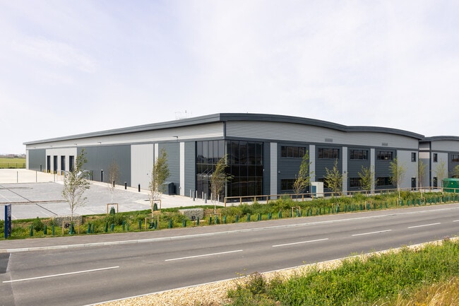 Plus de détails pour Cecil Pashley Way, Shoreham By Sea - Industriel/Logistique à louer