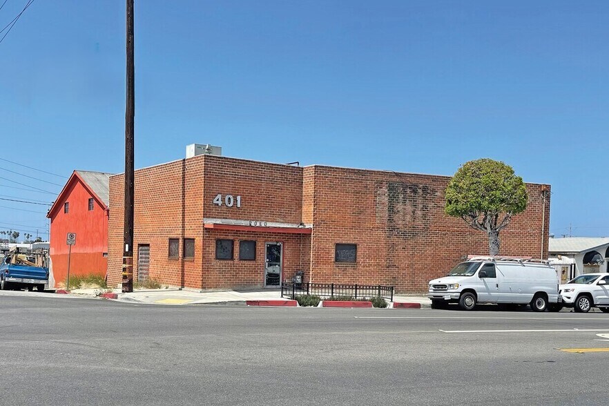 401 N La Brea Ave, Inglewood, CA à louer - Photo de l’immeuble – Image 1 sur 13
