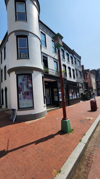 717-719 H St NW, Washington, DC à louer - Photo de l’immeuble – Image 2 sur 4