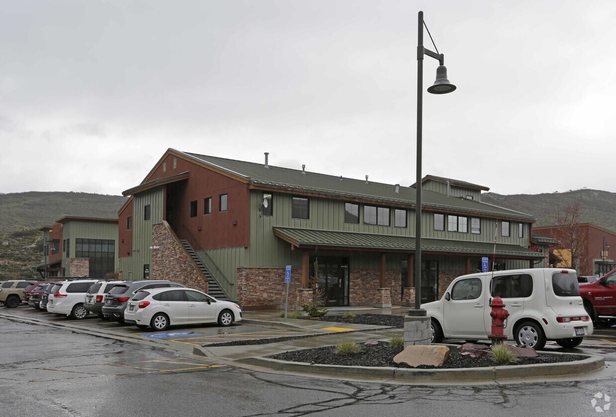 2700 Rasmussen Rd, Park City, UT à louer Photo de l’immeuble– Image 1 sur 4