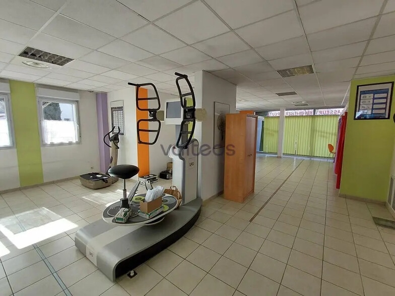 Bureau dans Lespinasse à vendre - Photo intérieure – Image 2 sur 6