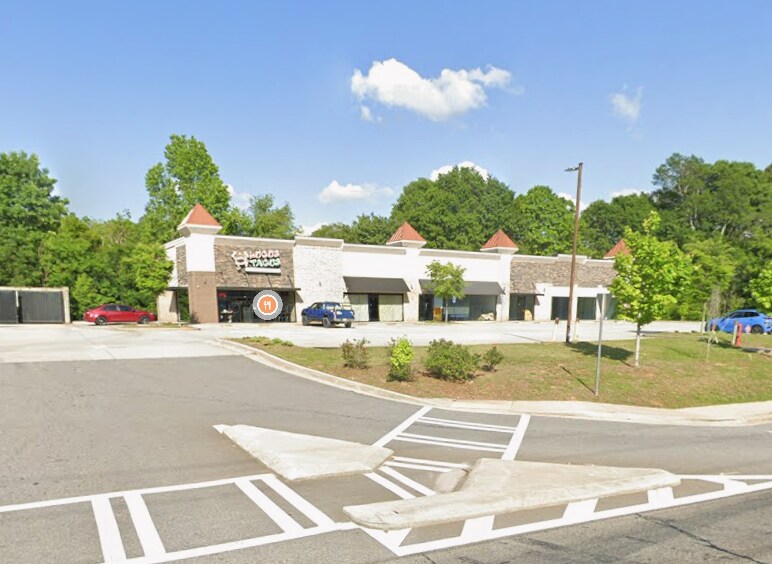 226 Greenville St, Newnan, GA à louer Photo principale– Image 1 sur 3