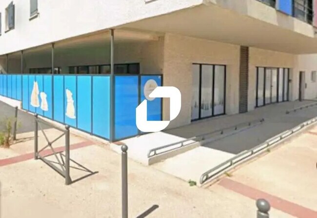 Plus de détails pour Local commercial à vendre