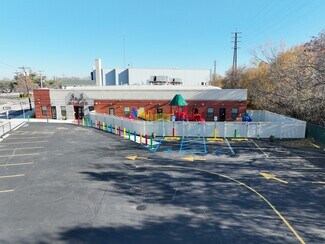 Plus de détails pour 40 Rocklyn Ave, Lynbrook, NY - Local commercial à vendre