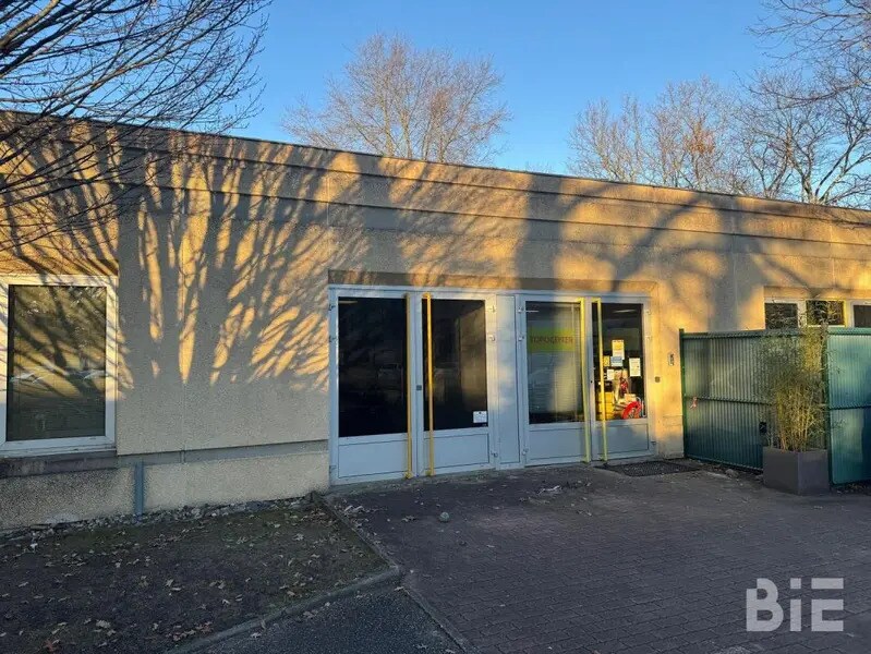Bureau dans Pessac à louer Photo de l’immeuble– Image 1 sur 7
