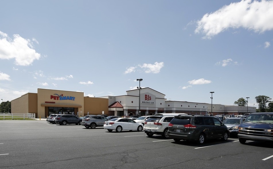 30181 Commerce Dr, Millsboro, DE à louer - Photo de l’immeuble – Image 3 sur 14