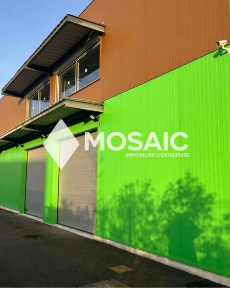 Local d’activités dans Les Arcs à louer - Photo de l’immeuble – Image 3 sur 12