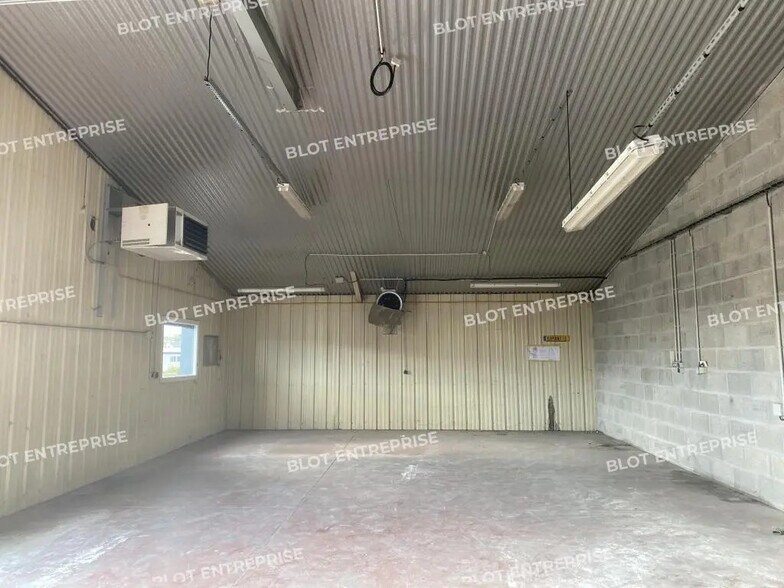 Local d’activités dans Taden à louer - Photo intérieure – Image 3 sur 24