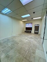 3310 31st Ave, Astoria, NY à louer Photo intérieure– Image 1 sur 4