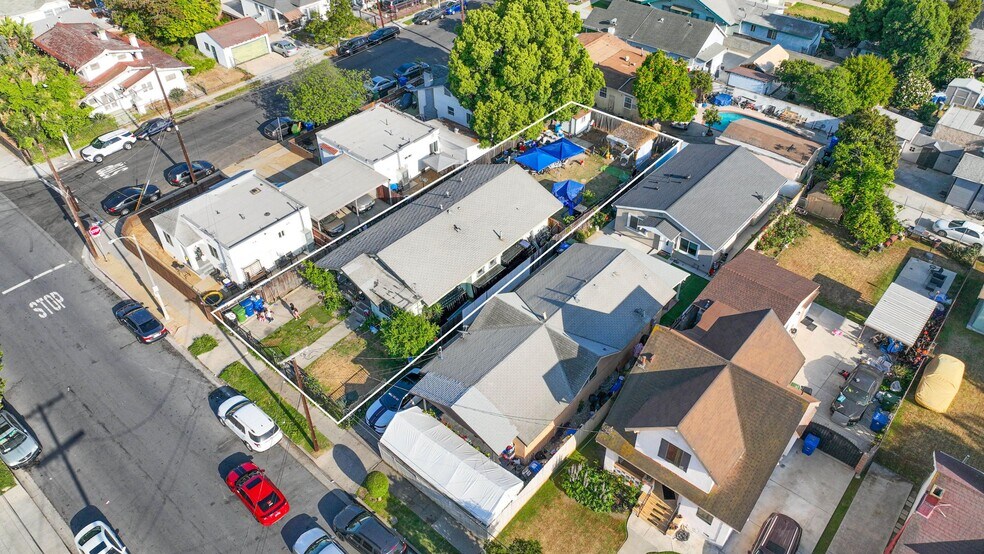 1572 W 37th Pl, Los Angeles, CA à vendre - Photo de l’immeuble – Image 2 sur 7
