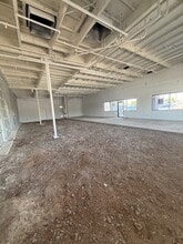 16816 N 35th Ave, Phoenix, AZ à louer Photo intérieure– Image 2 sur 3
