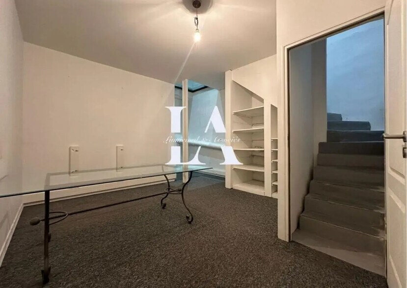 Local commercial dans Paris à louer - Photo intérieure – Image 3 sur 4