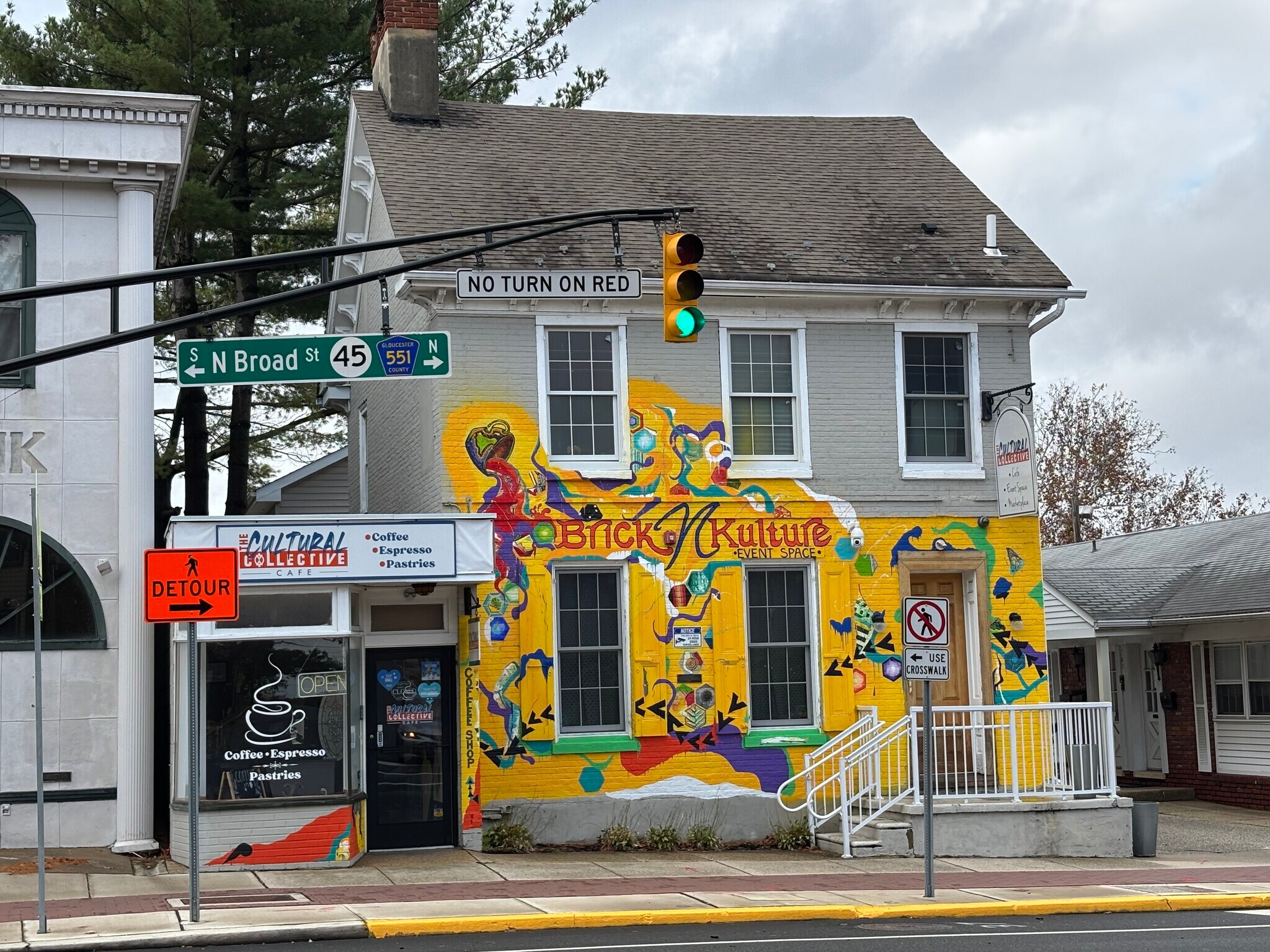 65 N Broad St, Woodbury, NJ à vendre Photo de l’immeuble– Image 1 sur 17