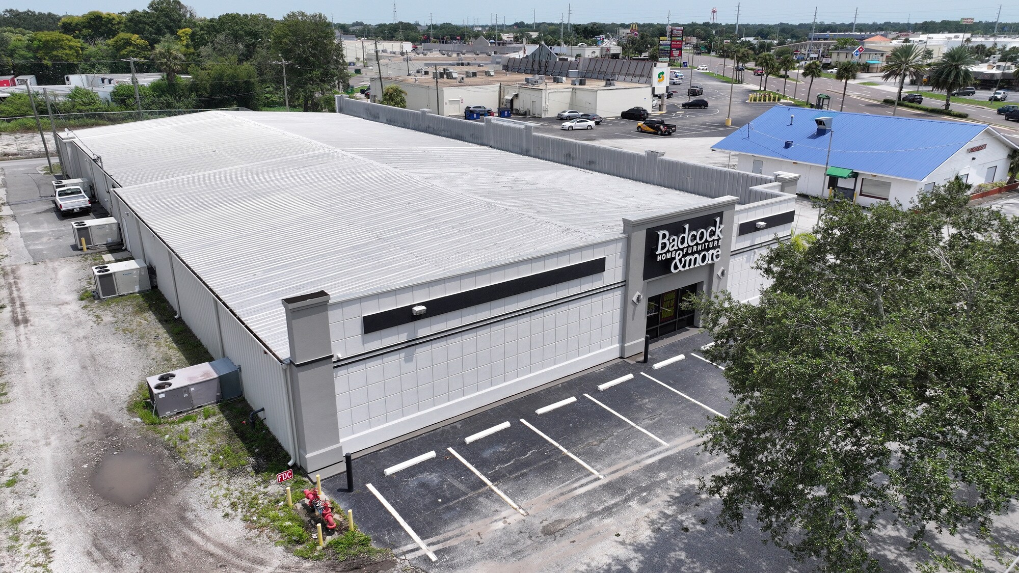 521 Hughes Rd, Auburndale, FL à louer Photo principale– Image 1 sur 9