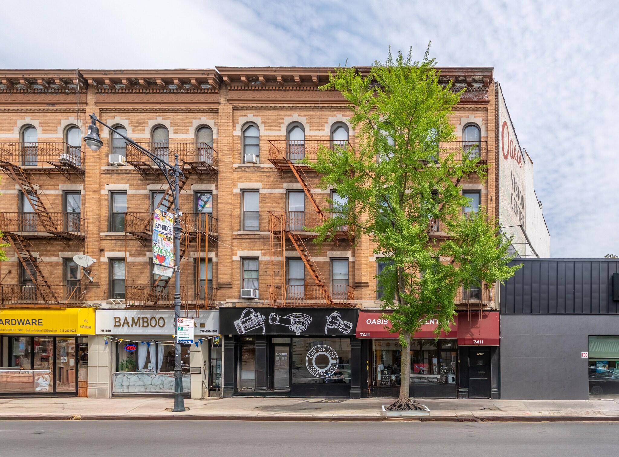 7407 5th Ave, Brooklyn, NY à vendre Photo de l’immeuble– Image 1 sur 10