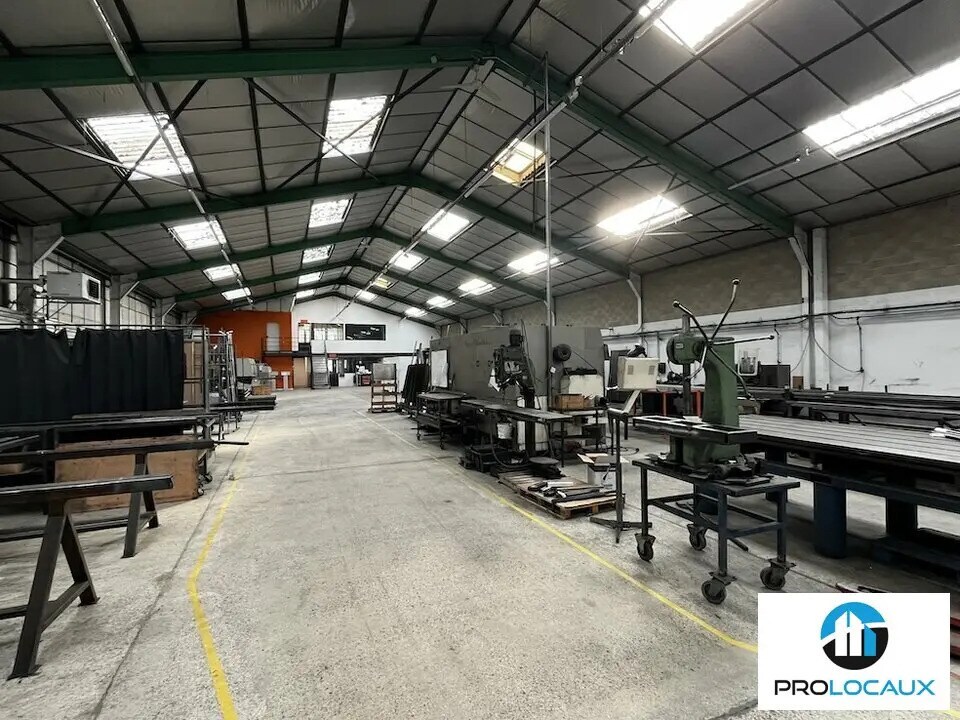 Local d'activités dans Creil à vendre Photo intérieure– Image 1 sur 12