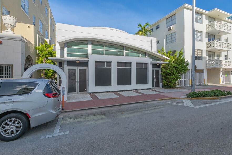 721 Collins Ave, Miami Beach, FL à vendre - Photo de l’immeuble – Image 3 sur 37