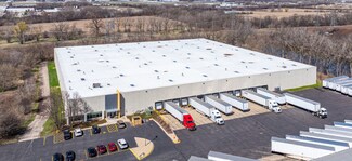 Plus de détails pour 1250 Carolina Dr, West Chicago, IL - Industriel/Logistique à louer