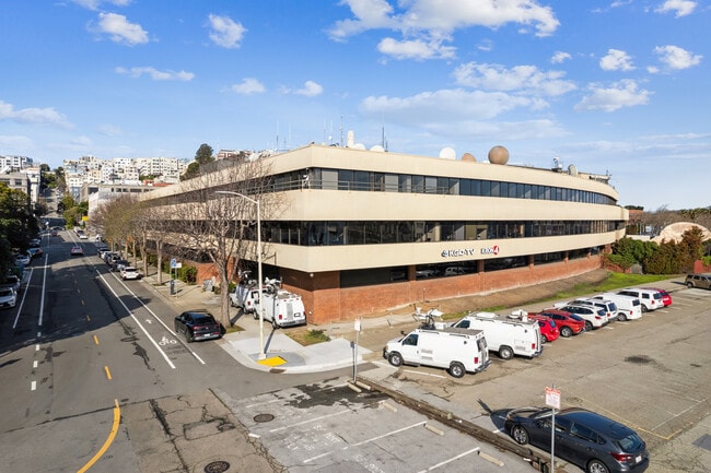 Plus de détails pour 900 Front St, San Francisco, CA - Bureau à louer