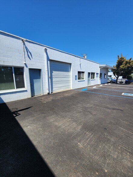 1755 Tanen St, Napa, CA à louer - Photo de l’immeuble – Image 2 sur 13