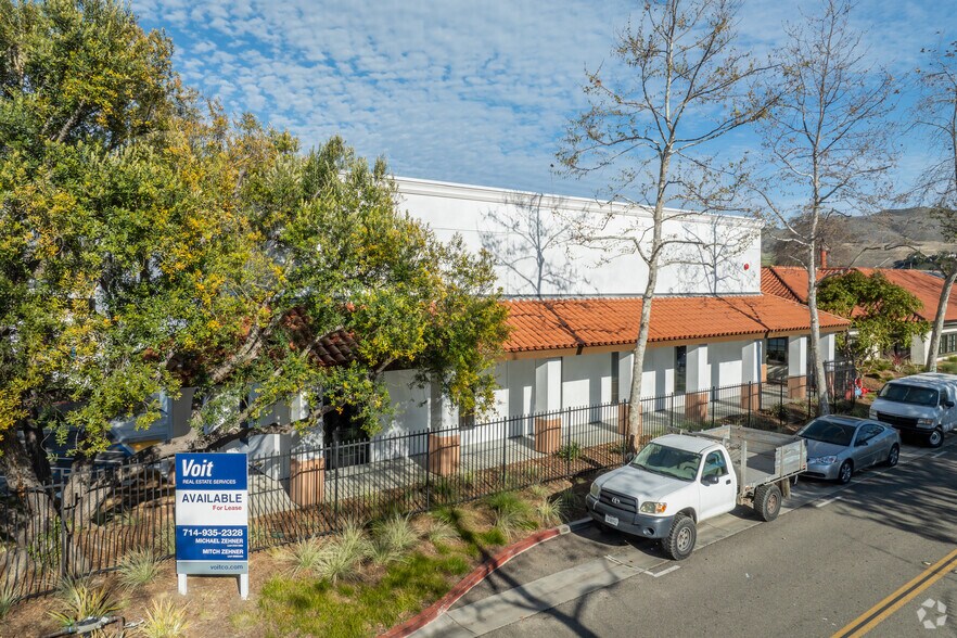 26391 Calle Rolando, San Juan Capistrano, CA à vendre - Photo de l’immeuble – Image 2 sur 6