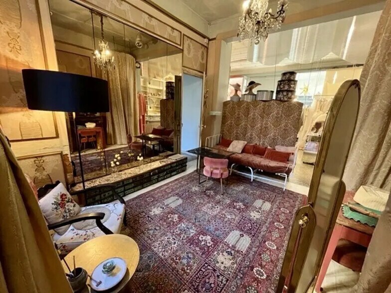 Local commercial dans Reims à louer - Photo de l’immeuble – Image 1 sur 6