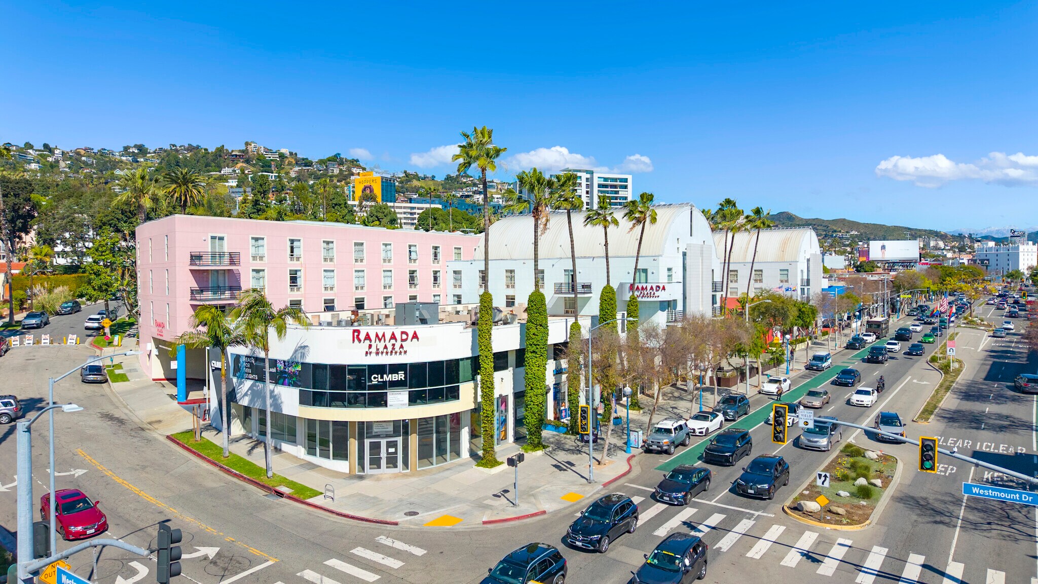8585-8599 Santa Monica Blvd, West Hollywood, CA à louer Photo principale– Image 1 sur 15