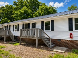 Plus de détails pour 331 Temple St, Lexington, NC - Logement à vendre