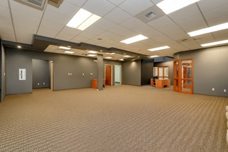 4620 Bridgeport Way W, University Place, WA à louer Photo intérieure– Image 2 sur 19