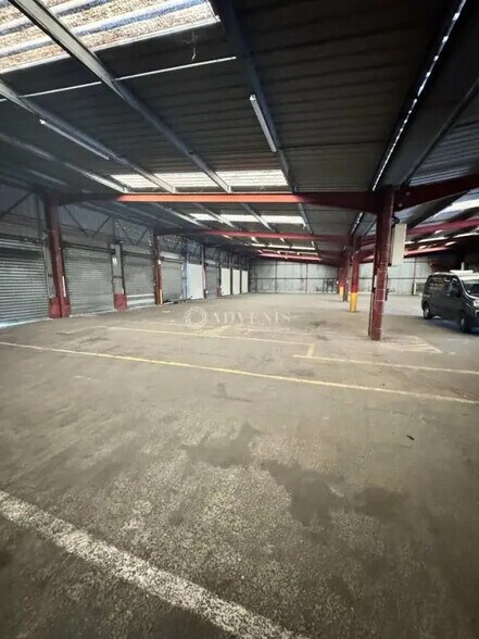 Industriel/Logistique dans à louer - Photo intérieure – Image 2 sur 3