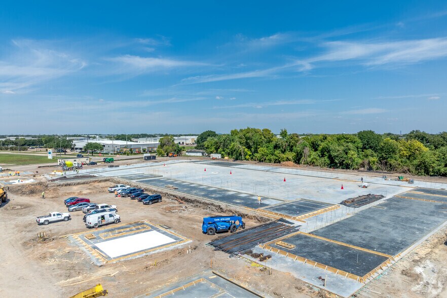 13527 Stafford Rd., Stafford, TX à vendre - Photo principale – Image 1 sur 3