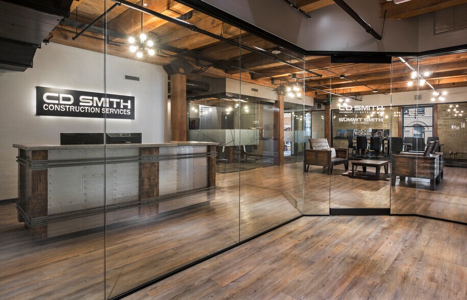 241 N Broadway St, Milwaukee, WI à louer - Photo intérieure – Image 3 sur 6