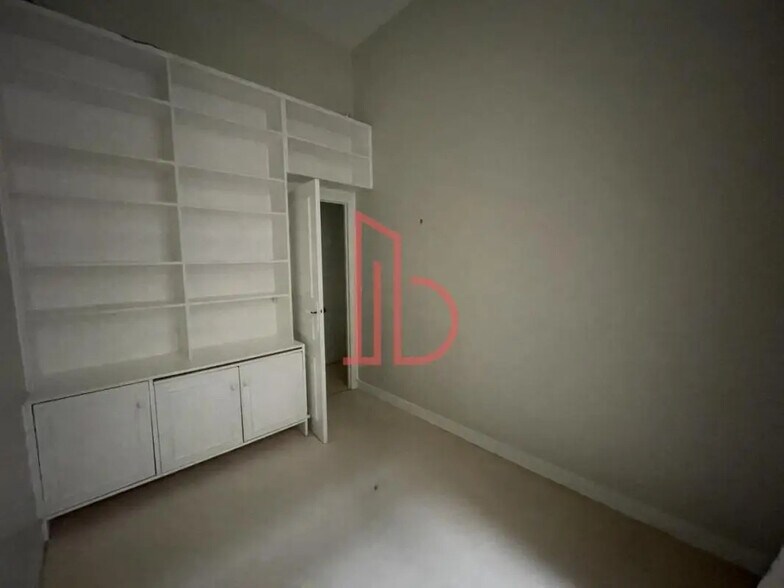 Bureau dans Bordeaux à louer - Photo de l’immeuble – Image 3 sur 4