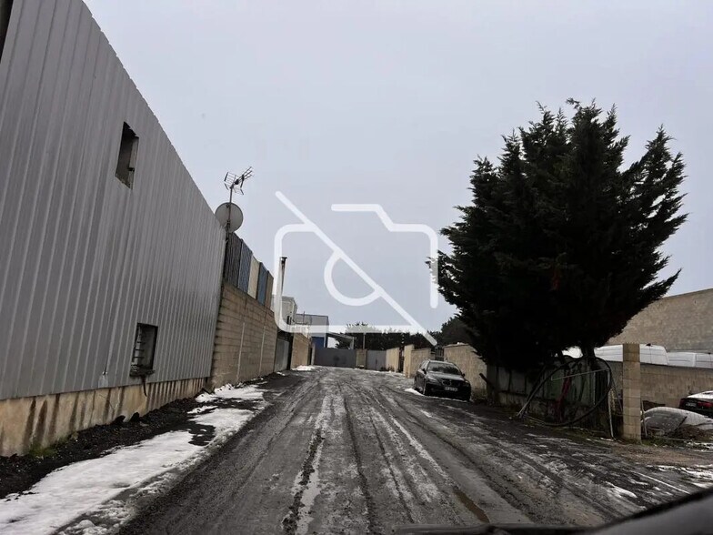 Terrain dans Varennes-Jarcy à louer - Photo de l’immeuble – Image 2 sur 3