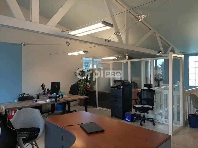 Local commercial dans Valence à louer - Photo intérieure – Image 2 sur 10