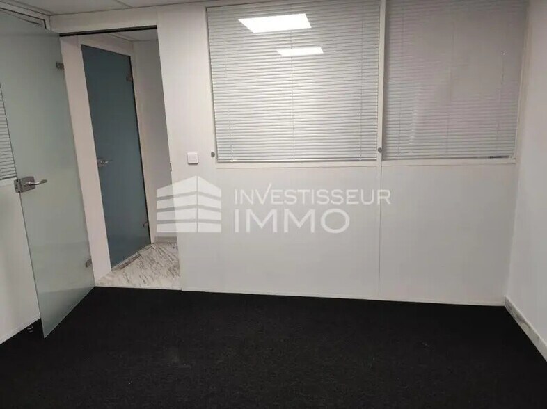Bureau dans Champigny-sur-Marne à louer - Photo intérieure – Image 2 sur 7