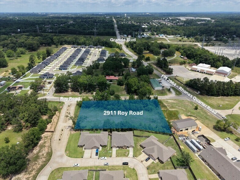 2911 Roy Rd, Tyler, TX à vendre - Photo de l’immeuble – Image 1 sur 5