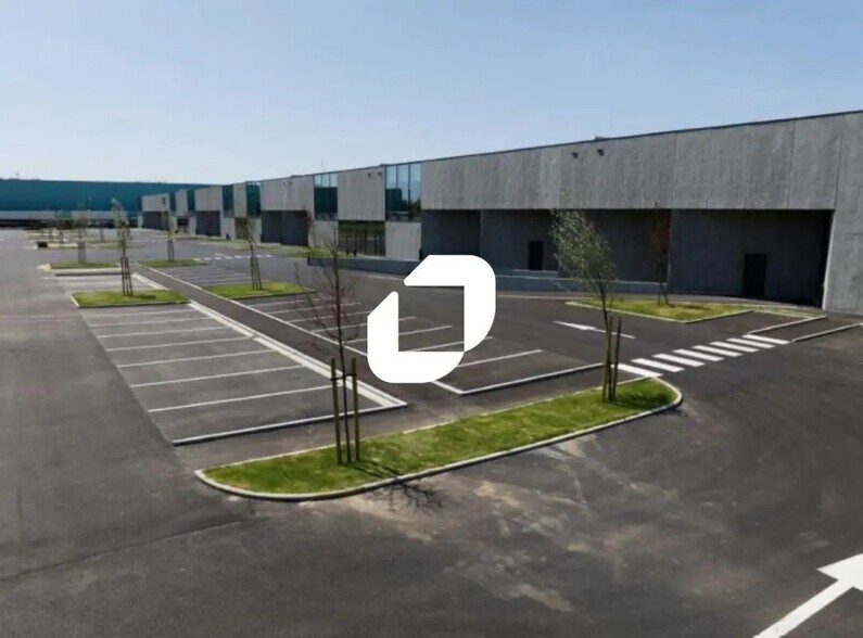 Local d’activités dans Seclin à louer - Photo de l’immeuble – Image 3 sur 9