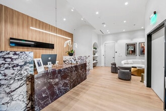 9301 Wilshire Blvd, Beverly Hills, CA à louer Photo intérieure– Image 1 sur 34