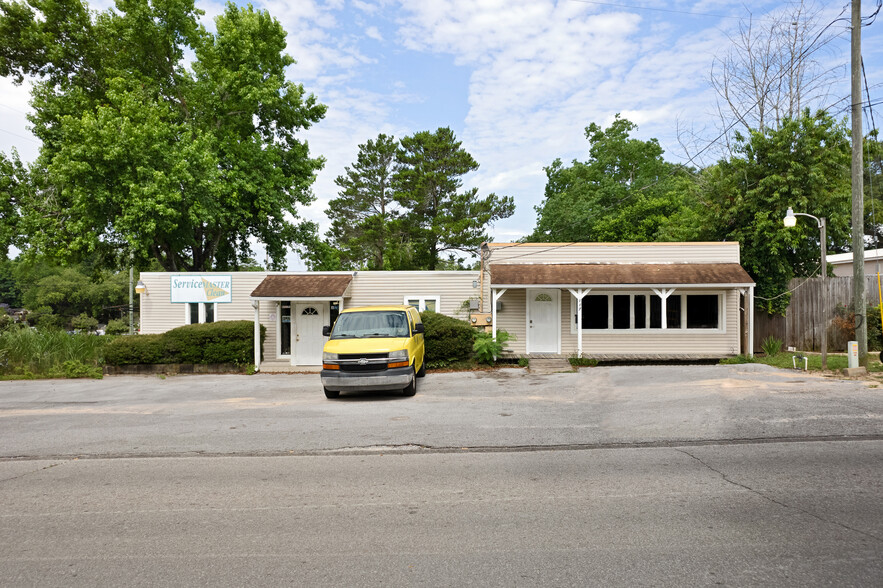 117 Auburn Rd, Fort Walton Beach, FL à vendre - Photo de l’immeuble – Image 1 sur 4