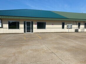 7870 W Ridge Rd, Fairview Township Luzerne, PA à louer Photo de l’immeuble– Image 2 sur 13