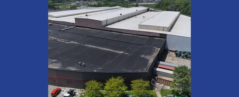 1564 Firestone Pky, Akron, OH à louer - Photo de l’immeuble – Image 3 sur 16