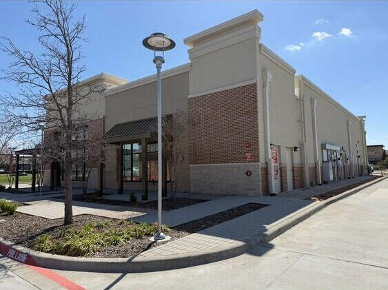 8555 FM 423, Frisco, TX à louer - Photo de l’immeuble – Image 3 sur 7