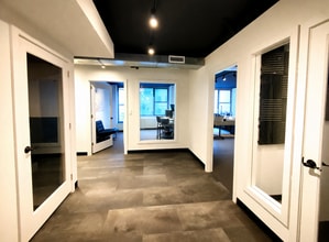 155 E 55th St, New York, NY à louer Photo intérieure– Image 2 sur 9