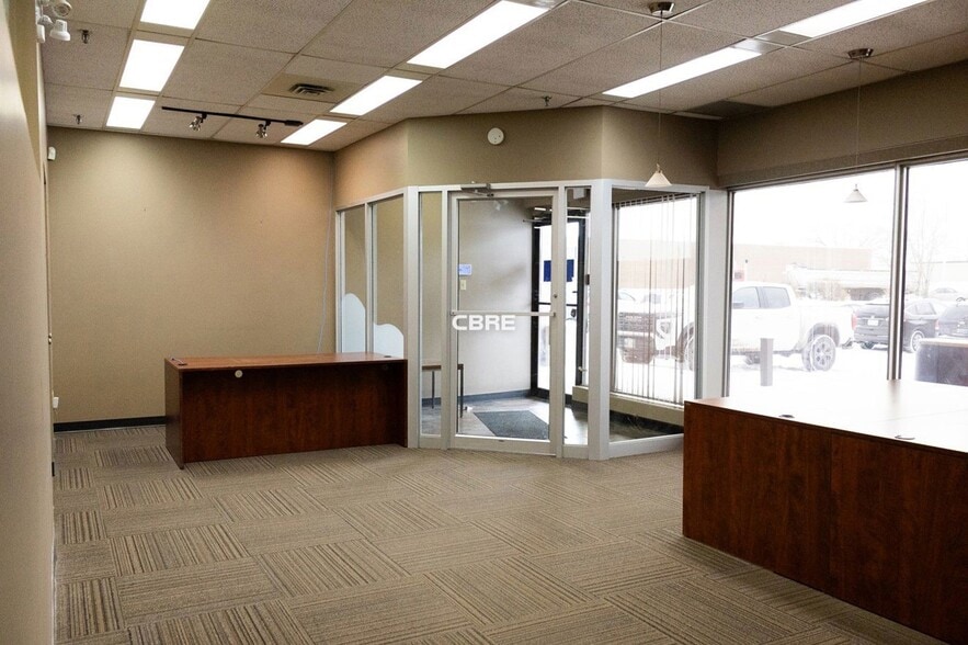 530 Century St, Winnipeg, MB à louer - Photo intérieure – Image 2 sur 5
