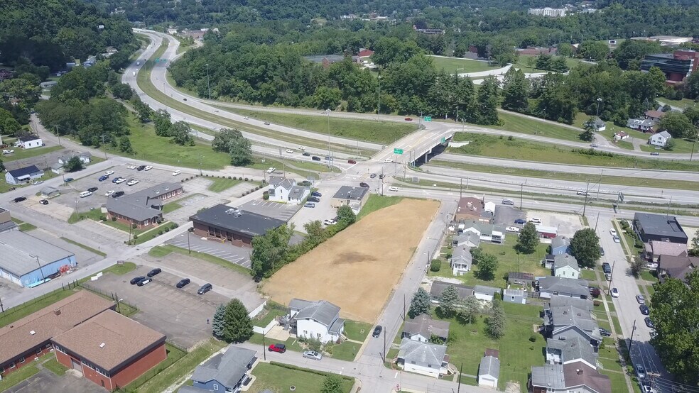 1033 Mount De Chantal Rd, Wheeling, WV à vendre - Photo de l’immeuble – Image 1 sur 4