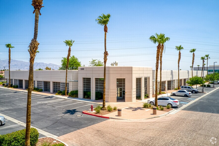 3300 N Cimarron Rd, Las Vegas, NV à vendre - Photo principale – Image 1 sur 5